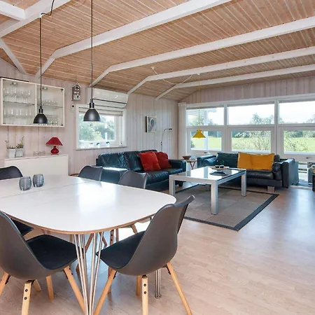 6 Person In Ferienhaus Børkop